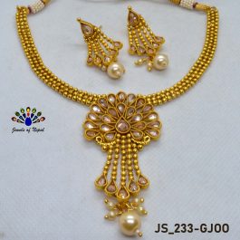 Stones Embellished High Gold Adjustable Necklace Set With Earrings