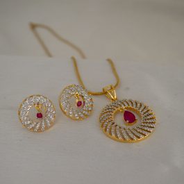 Jewels Of Nepal Australian Diamond 5A Grade Circular Pendant Set For Women