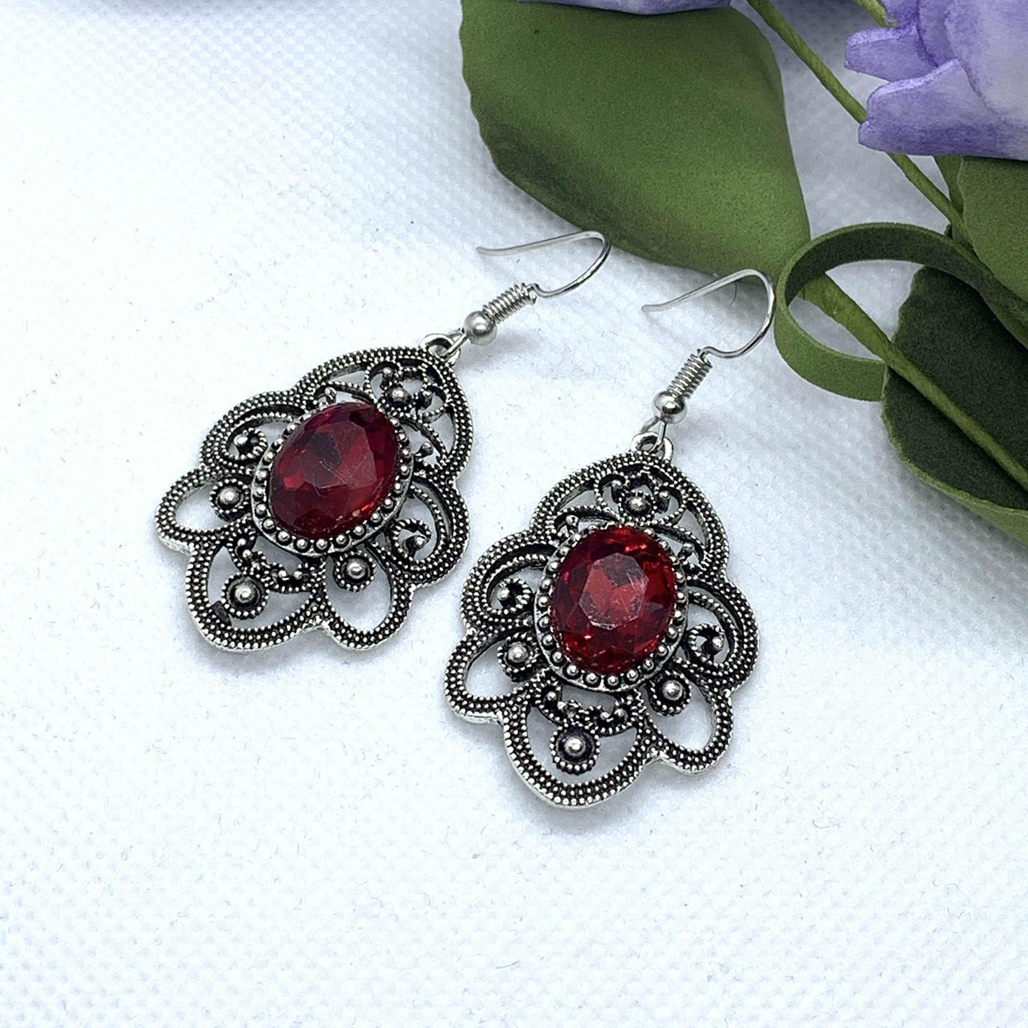 Silver/Black Self Patterned Drop Earrings For Women - Image 9