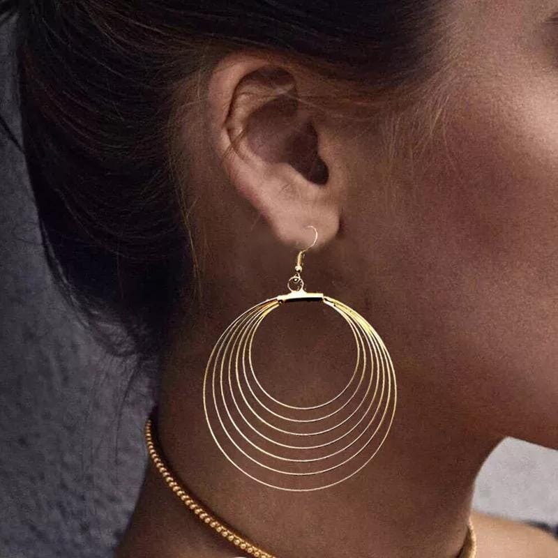 Light Round Multi Layered Metallic Danglers - Image 4