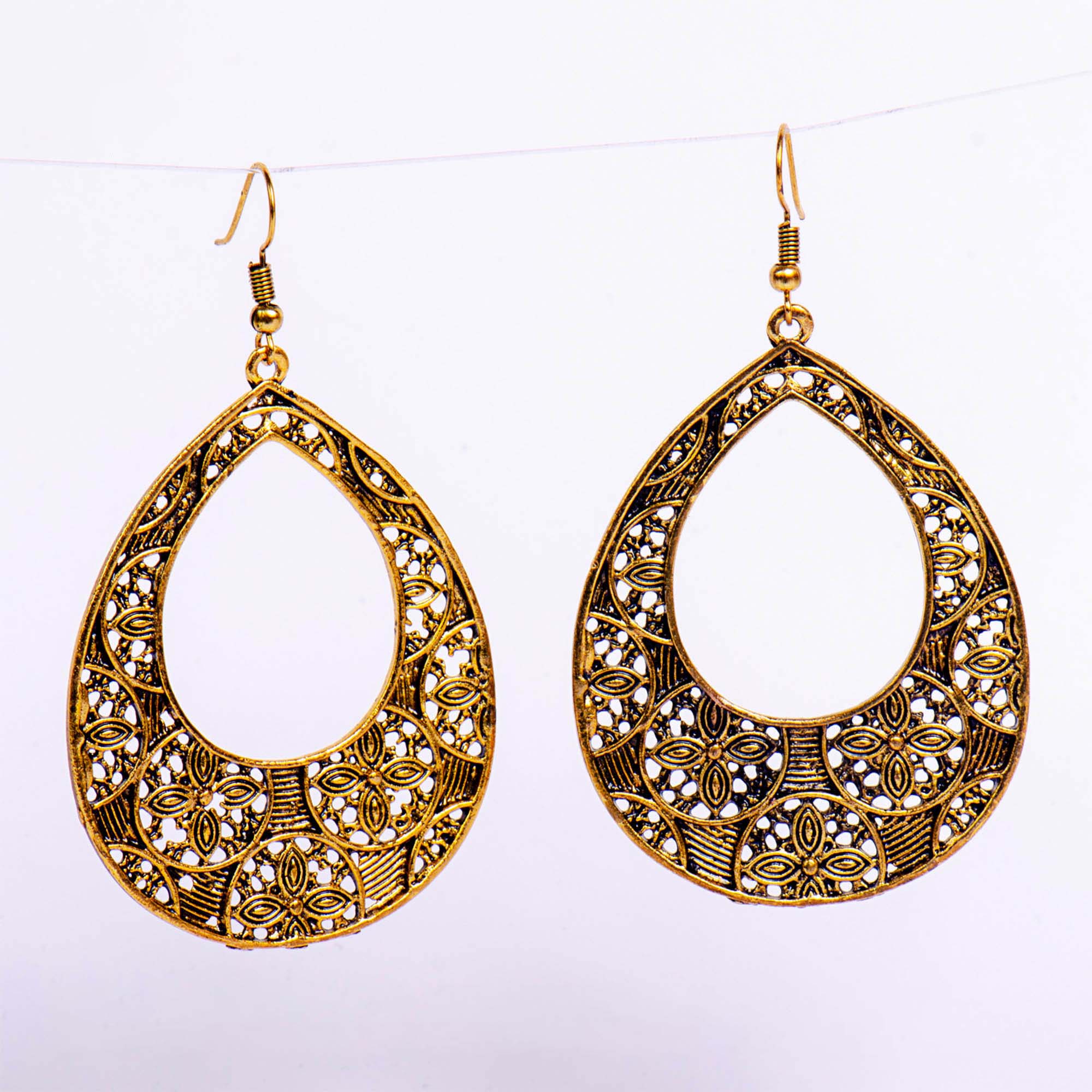 Jewels Of Nepal Golden Floral Dangler Earrings For Women