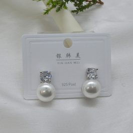 Jewels of Nepal  Pearl Stud Earrings for Women