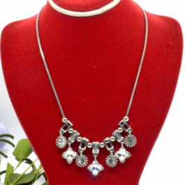 Floral Charm Stone Necklace For Women (Sn_021)