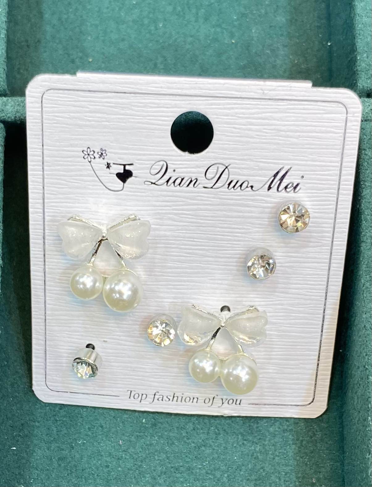 Korean Fashionable Ear Stud For Women - Image 4