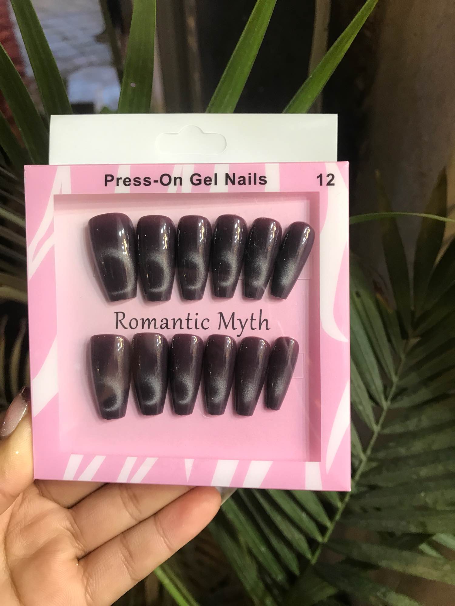 Jewels Of Nepal Press-On Artificial Fake Nails For Women - Image 4