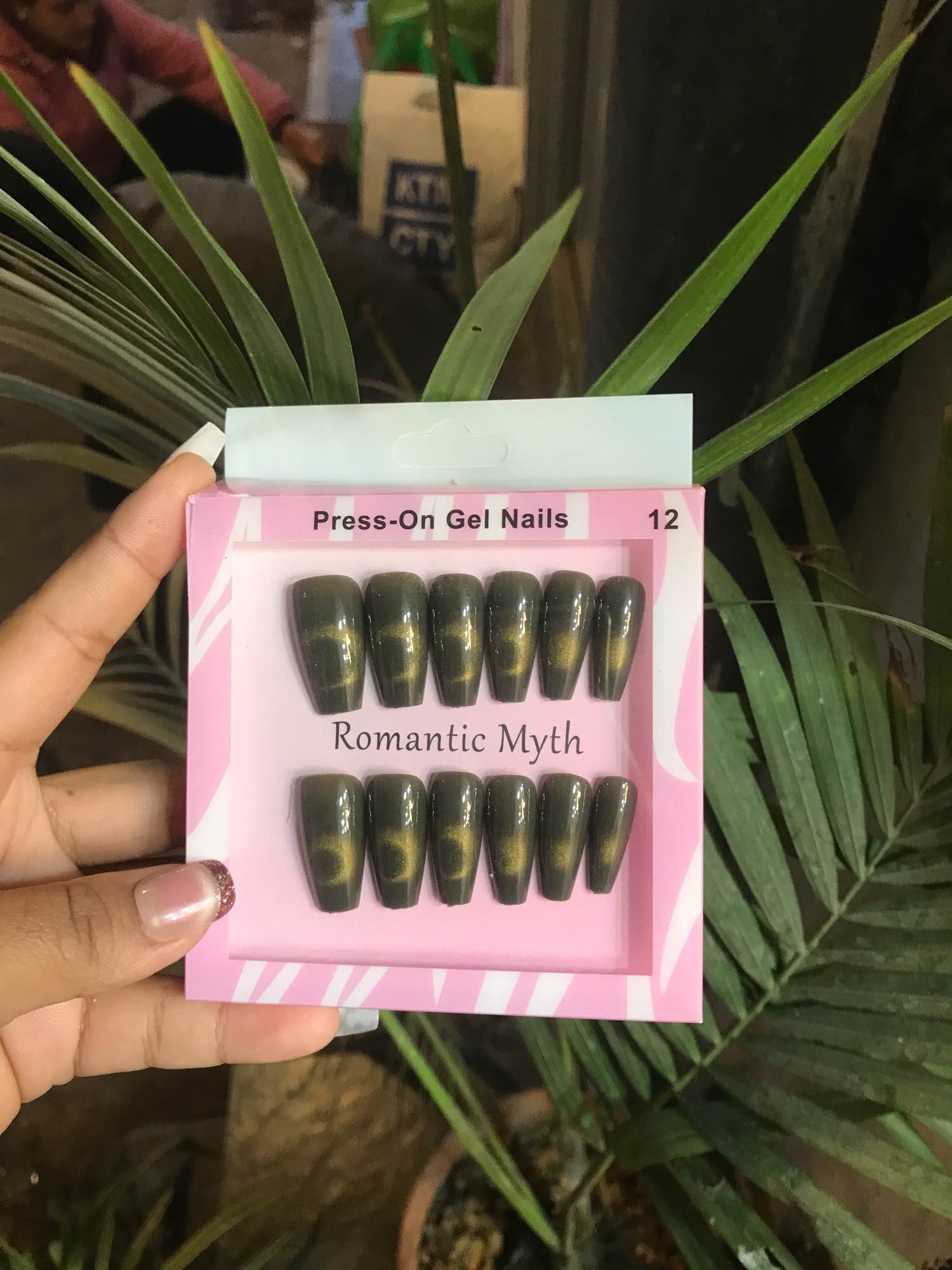 Jewels Of Nepal Press-On Artificial Fake Nails For Women