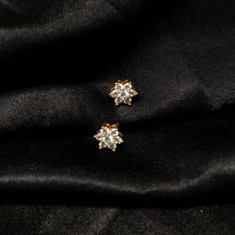 Jewels Of Nepal Australian Diamond Studs Earring For Women
