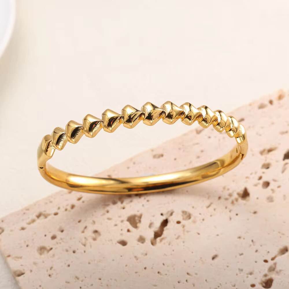 Jewels Of Nepal Stainless Steel Bracelet For Women - Image 4