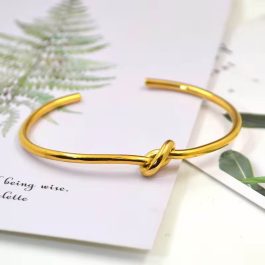 Trendy Fashion Knot Style Stainless Steel Cuff Bracelet for Women