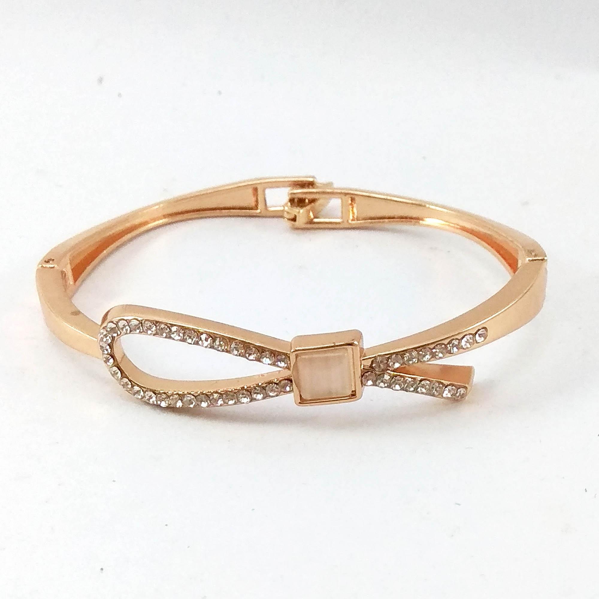 Rose Gold Toned Rhinestones Embellished Bracelet For Women- (Bt_021)