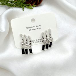 Jewels of Nepal Black Stone Dangling 3 Line Stylish Earrings for Women
